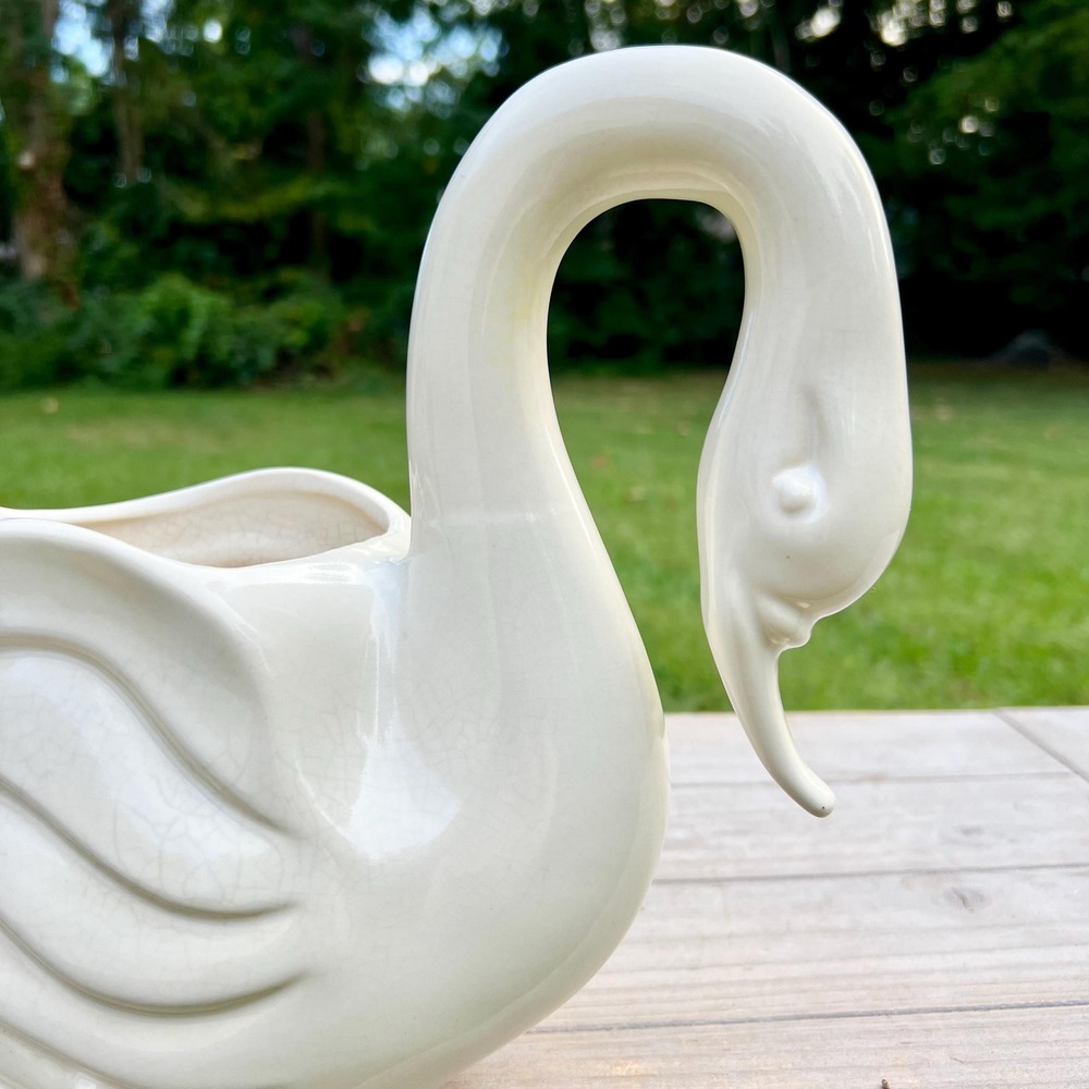 Old Vintage Ceramic White Swan Planter Vase | Made in USA - Picture 5 of 16